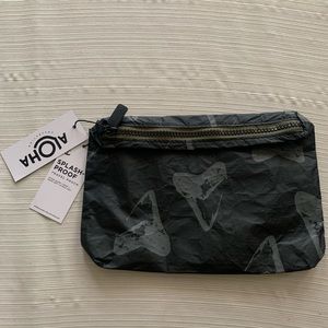 Aloha Collection Splash-proof Travel Pouch Small Black Grey